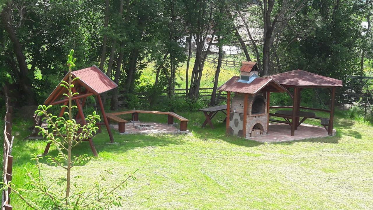 Hunor-Magor Vendeghaz Villa Izvoare  Eksteriør billede