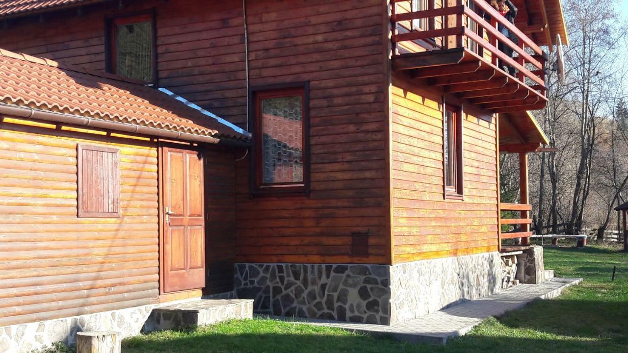 Hunor-Magor Vendeghaz Villa Izvoare  Eksteriør billede